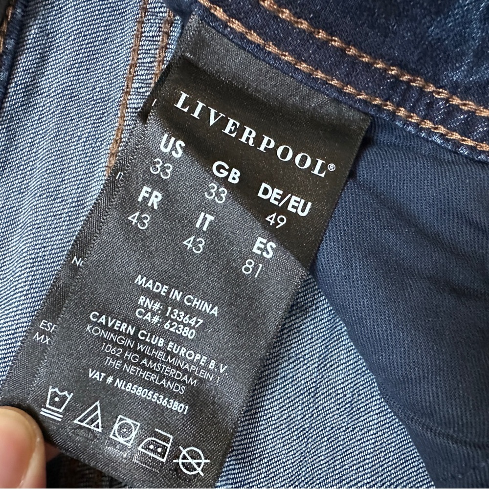 Liverpool Men’s Relaxed Straight Fit Jeans Size 33x30 Dark Blue NWT - Picture 8 of 9